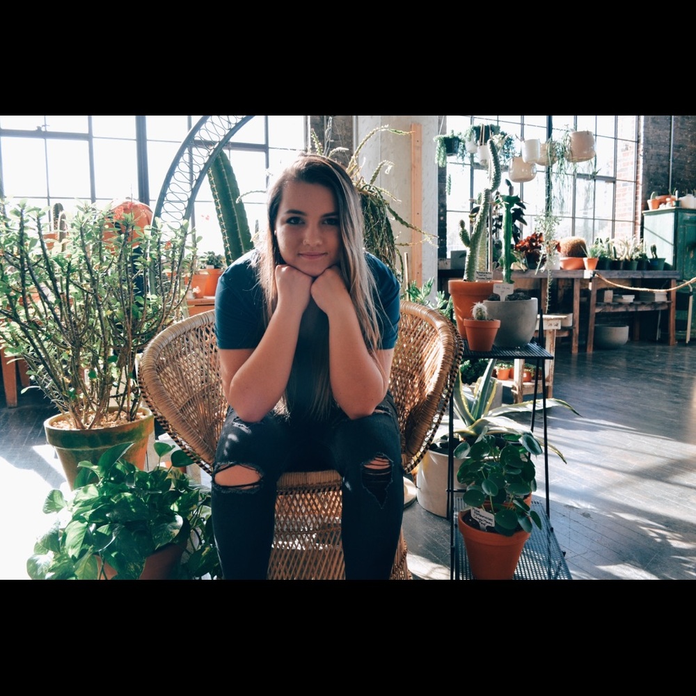 Meet your Posher, Emily